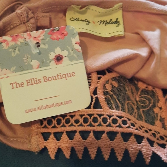 Lovely Melody Pink Embellished Sleeveless Tank Top - Picture 12 of 14